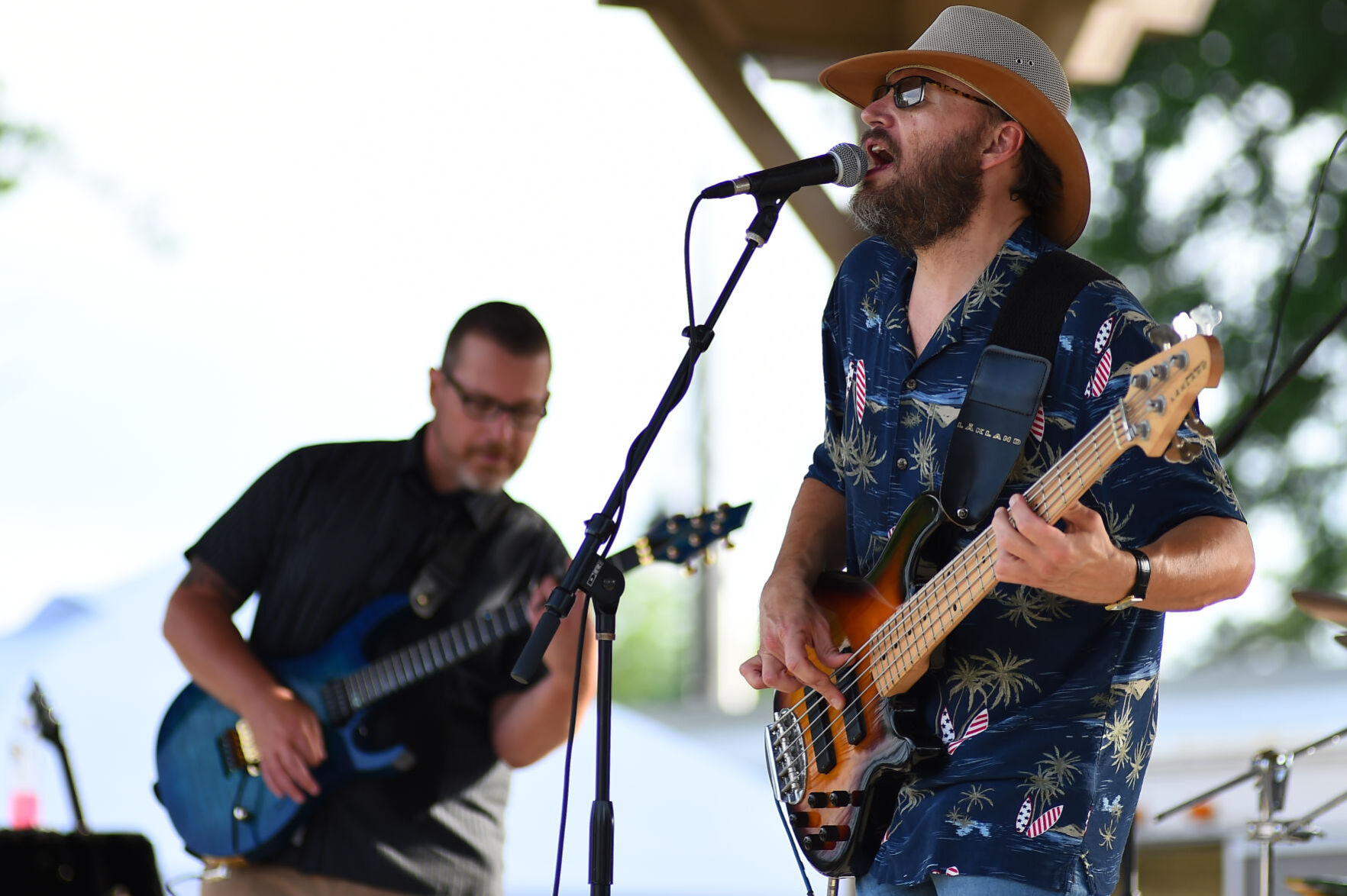 070221-nws-celebrate_4
